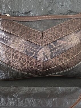Relic Brown Faux Leather Logo Patch Interior